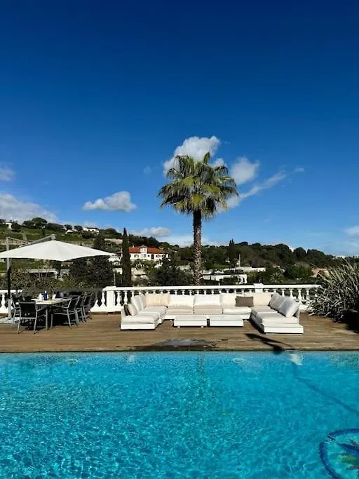 Superbe Villa A Antibes Avec Piscine Dans Un Quartier Calme 0*,  France